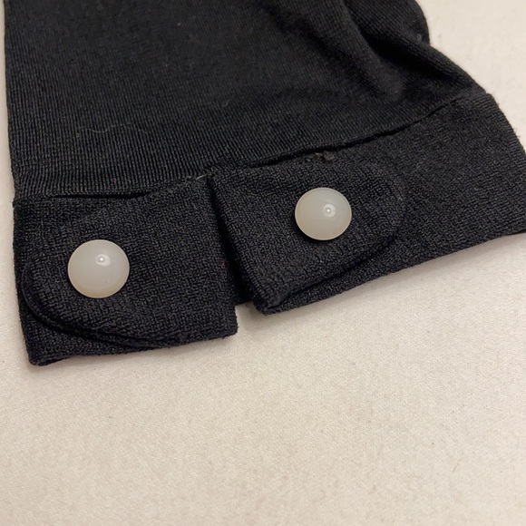 Vintage Black Gloves w/ Button Detail - Picture 3 of 4